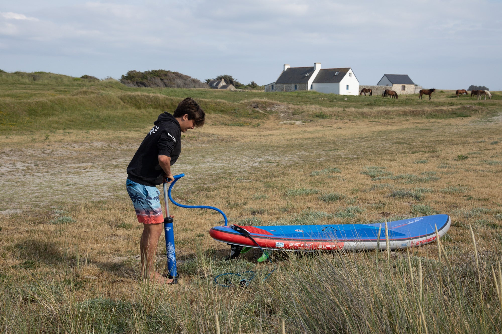 How to inflate and deflate an inflatable SUP? Starboard North America